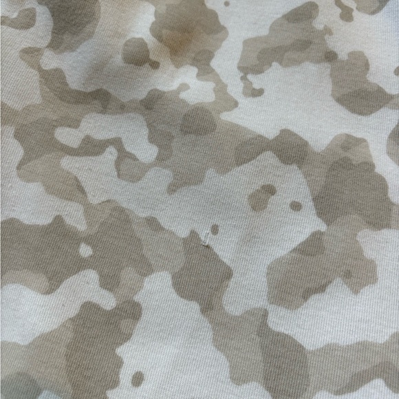 Nike Tech Joggers - Picture 3 of 5